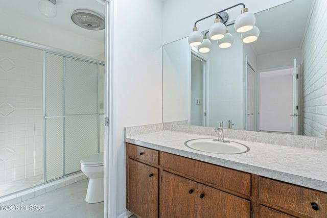 621 W Las Lomitas Road, Tucson, AZ 85704
