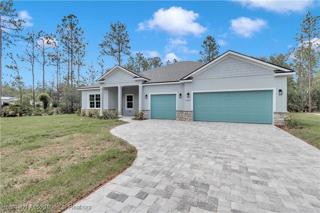 5100 Columbus Boulevard, Sebring, FL 33872