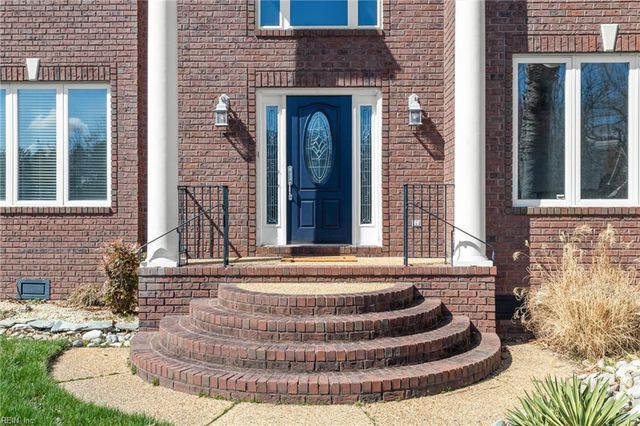 2405 Morgans Point DR, Virginia Beach, VA 23456