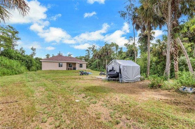 2530 22nd AVE NE, Naples, FL 34120