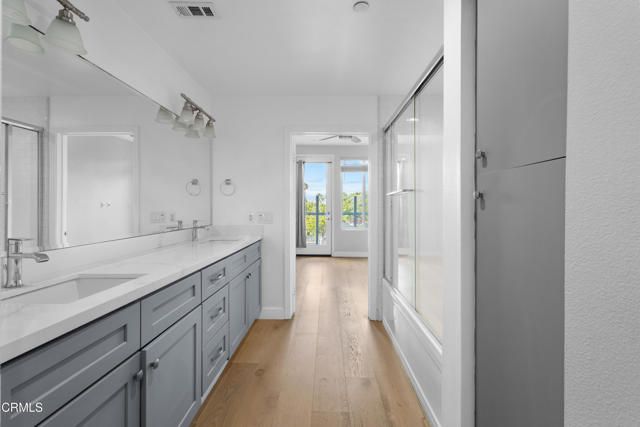 1901 Victoria Avenue 204, Oxnard, CA 93035