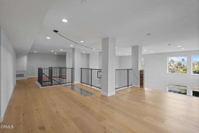 1901 Victoria Avenue 204, Oxnard, CA 93035