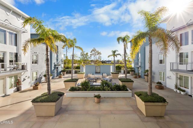 1901 Victoria Avenue 204, Oxnard, CA 93035