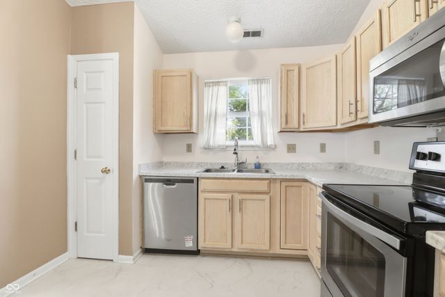 5705 Eden Village Drive, Indianapolis, IN 46254