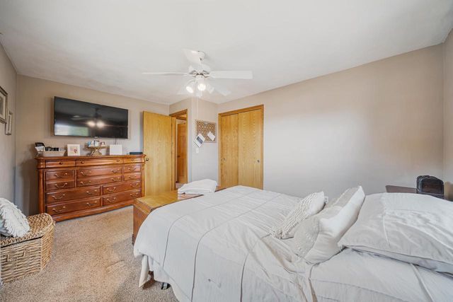 607 HOMESTEAD TRAIL, Kimberly, WI 54136