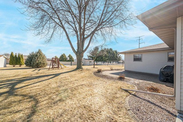 607 HOMESTEAD TRAIL, Kimberly, WI 54136