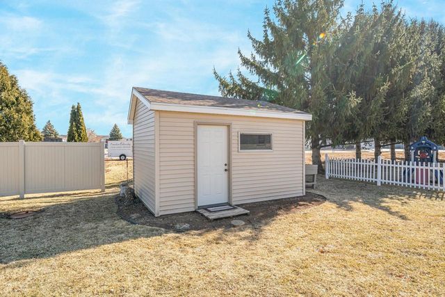 607 HOMESTEAD TRAIL, Kimberly, WI 54136