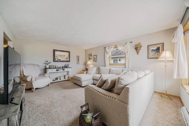 607 HOMESTEAD TRAIL, Kimberly, WI 54136