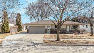 607 HOMESTEAD TRAIL, Kimberly, WI 54136