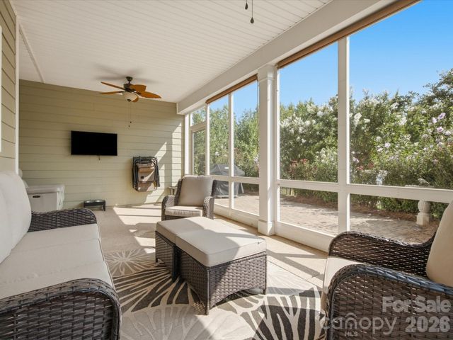 4082 Home Grown Way, Clover, SC 29710