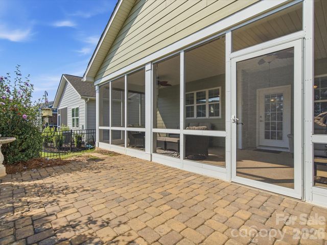 4082 Home Grown Way, Clover, SC 29710