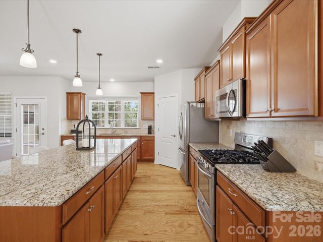 4082 Home Grown Way, Clover, SC 29710