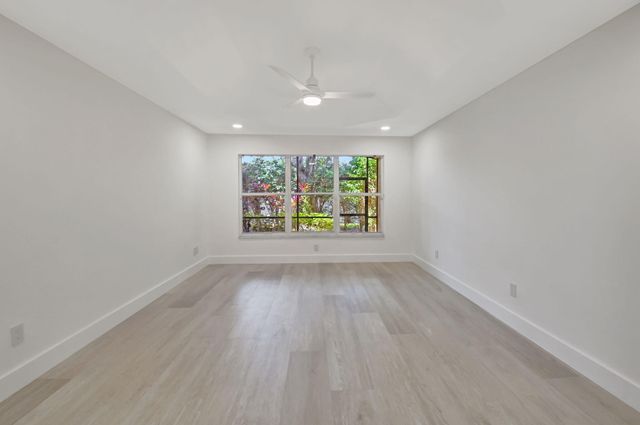 11287 Vivero Avenue, Boynton Beach, FL 33437