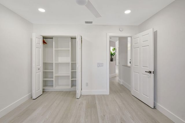 11287 Vivero Avenue, Boynton Beach, FL 33437