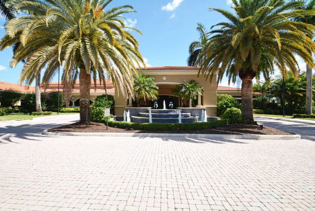 11287 Vivero Avenue, Boynton Beach, FL 33437