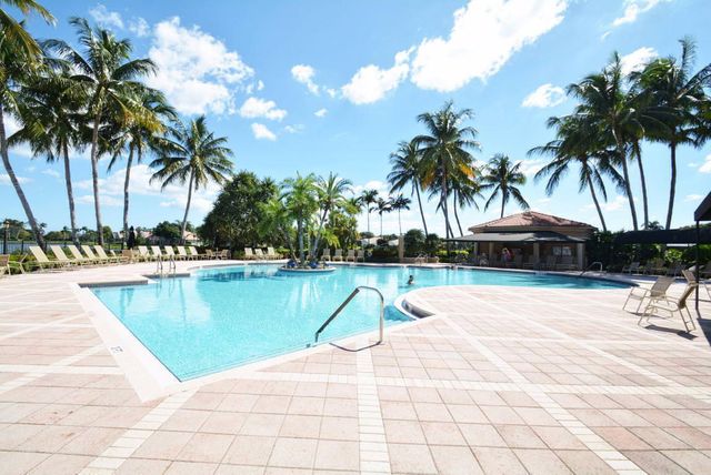 11287 Vivero Avenue, Boynton Beach, FL 33437