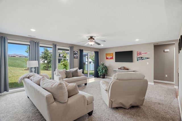4275 W POSEY LN, Columbia, MO 65203