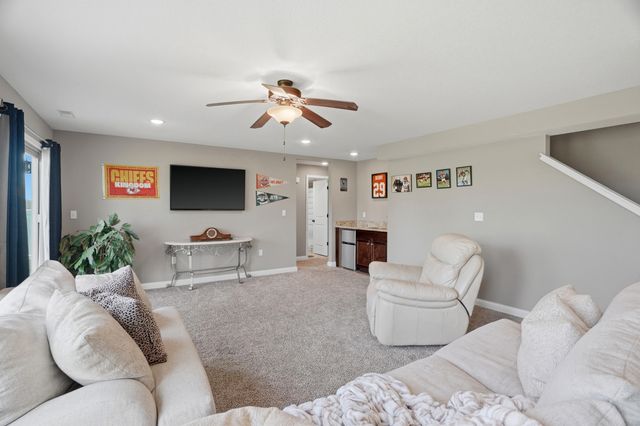 4275 W POSEY LN, Columbia, MO 65203