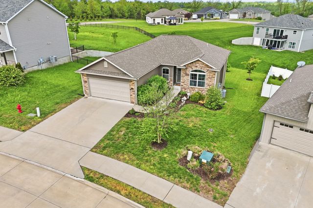 4275 W POSEY LN, Columbia, MO 65203