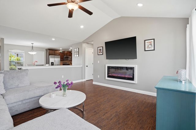4275 W POSEY LN, Columbia, MO 65203