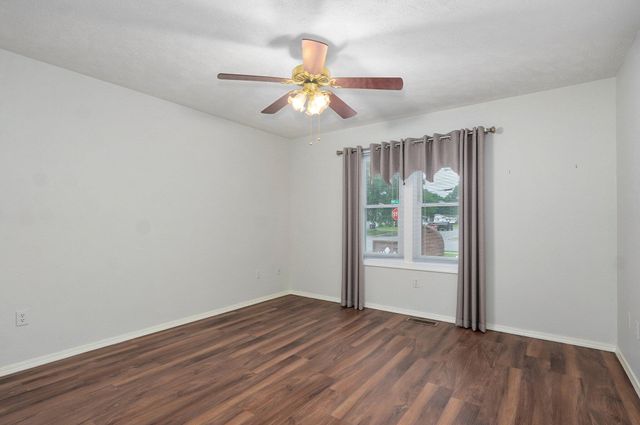 2606 South Overbrook Avenue, Springfield, MO 65807