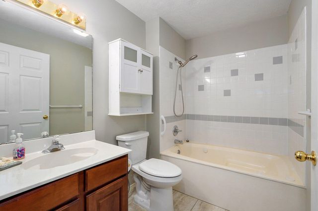 2606 South Overbrook Avenue, Springfield, MO 65807