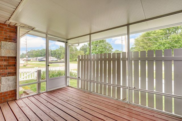 2606 South Overbrook Avenue, Springfield, MO 65807