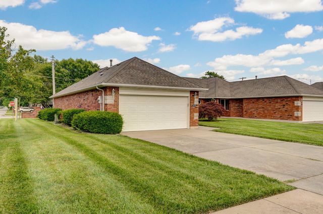 2606 South Overbrook Avenue, Springfield, MO 65807