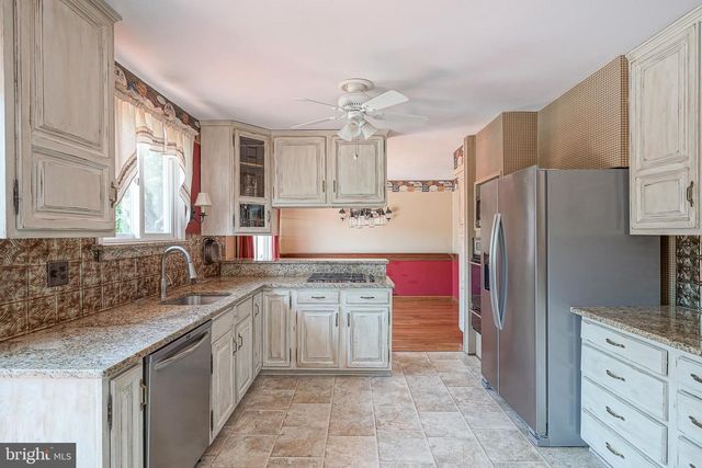 180 WARD LN, Williamstown, NJ 08094