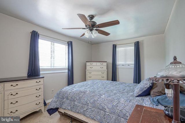 180 WARD LN, Williamstown, NJ 08094