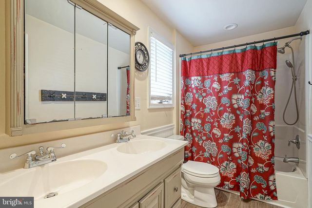 180 WARD LN, Williamstown, NJ 08094