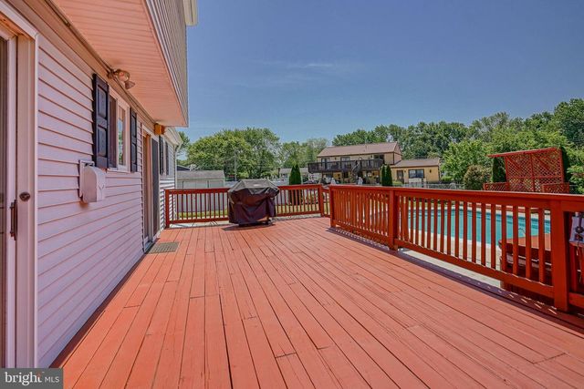 180 WARD LN, Williamstown, NJ 08094