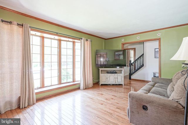 180 WARD LN, Williamstown, NJ 08094