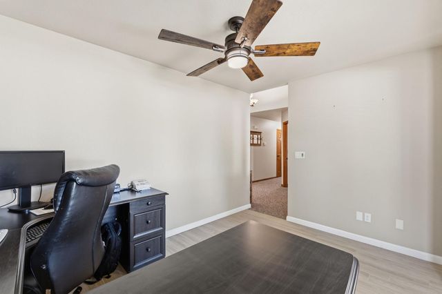 2955 Holly Avenue, Clovis, CA 93611
