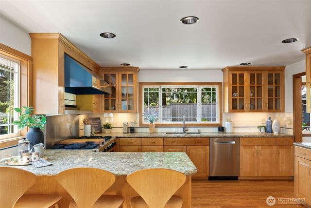 16526 37th Avenue NE, Lake Forest Park, WA 98155