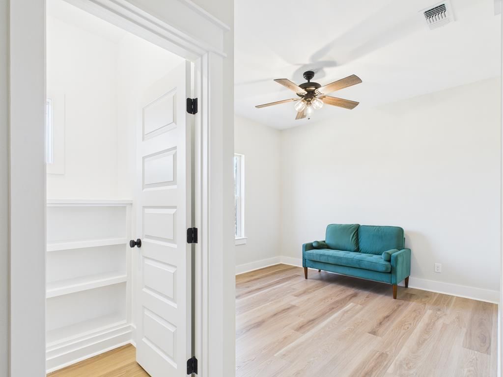 Image 10 of property listing at 3601 Clearview Dr, San Angelo, TX 76904