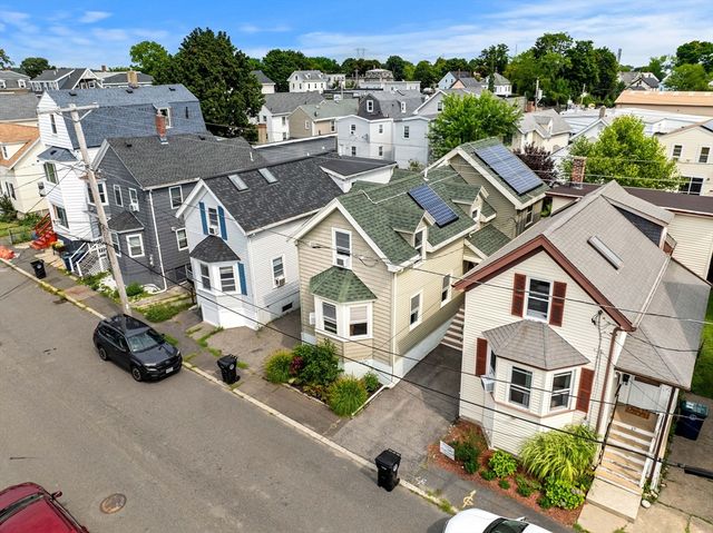 15 Beacon St, Salem, MA 01970