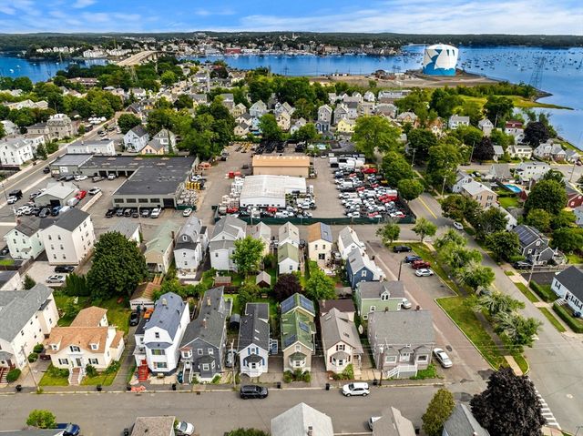15 Beacon St, Salem, MA 01970