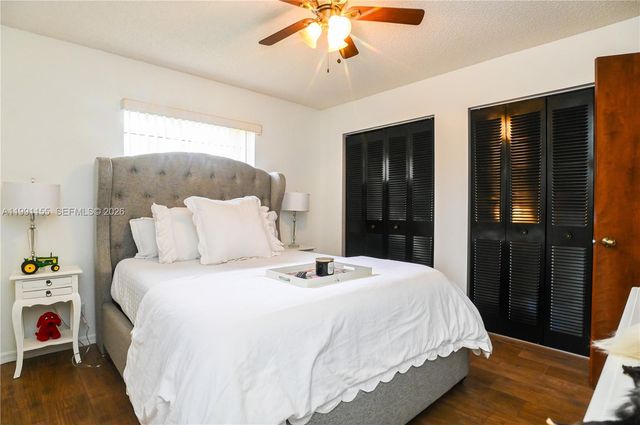 8631 NW 48th St, Lauderhill, FL 33351