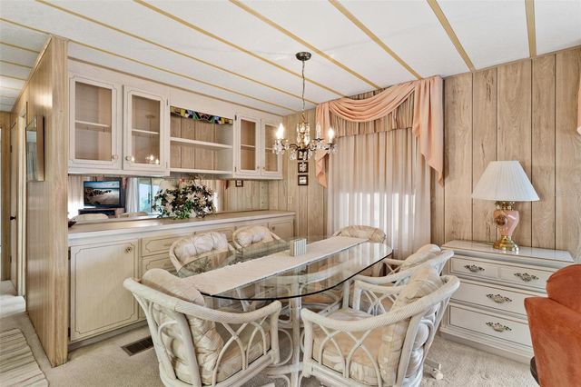 616 OLD COLONY ROAD, Leesburg, FL 34748