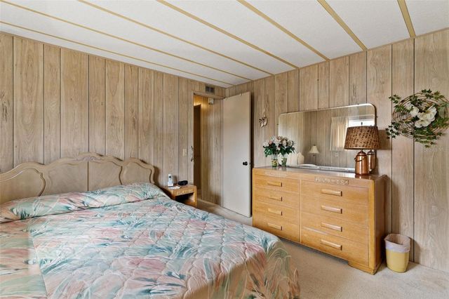 616 OLD COLONY ROAD, Leesburg, FL 34748