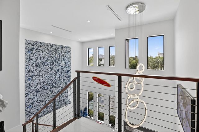 334 Isle Of Capri Drive, Fort Lauderdale, FL 33301