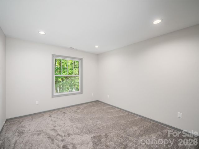 100 Red Twig Lane Unit 101, Burnsville, NC 28704