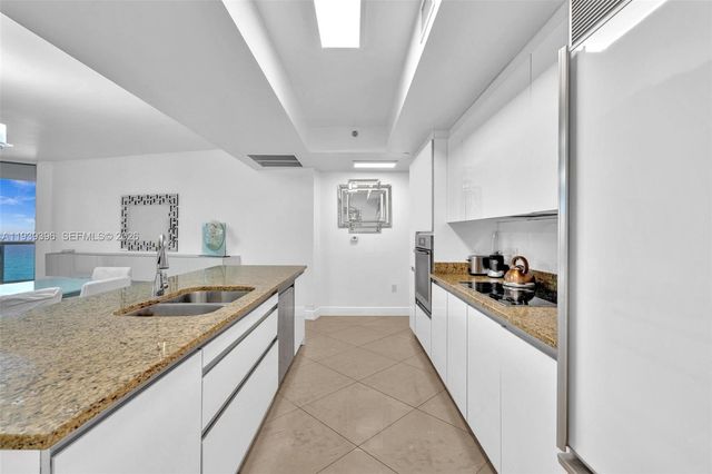 17201 Collins Ave 1107, Sunny Isles Beach, FL 33160