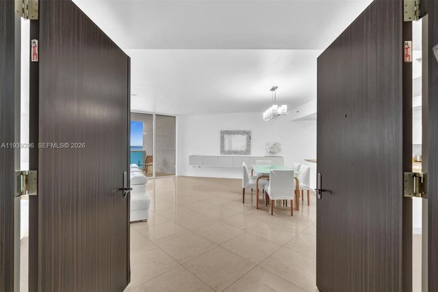 17201 Collins Ave 1107, Sunny Isles Beach, FL 33160