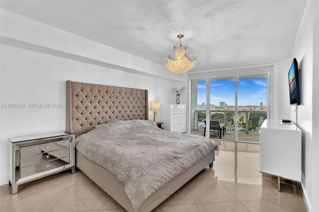 17201 Collins Ave 1107, Sunny Isles Beach, FL 33160