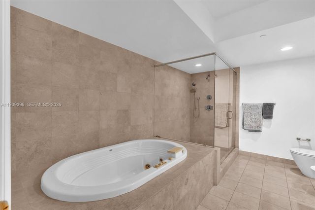 17201 Collins Ave 1107, Sunny Isles Beach, FL 33160