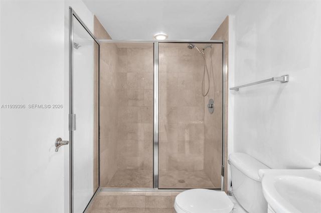 17201 Collins Ave 1107, Sunny Isles Beach, FL 33160