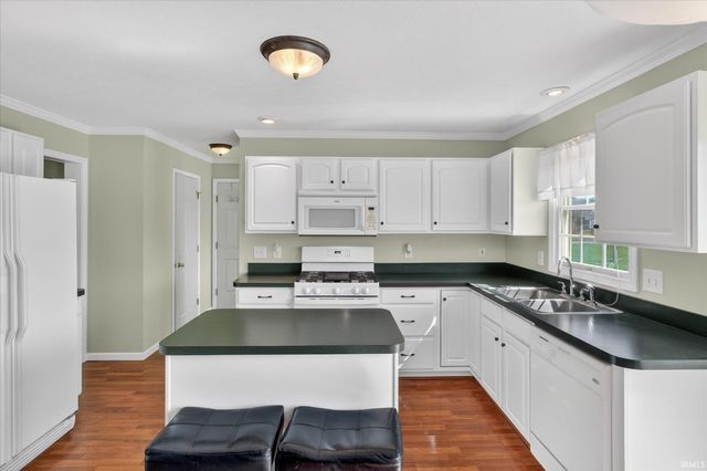 11002 Golden Pheasant Drive, Osceola, IN 46561