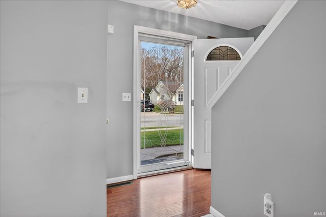 11002 Golden Pheasant Drive, Osceola, IN 46561